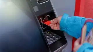 Weekendowe utrudnienia w 4 dużych bankach. "Na wszelki wypadek miej przy sobie gotówkę"