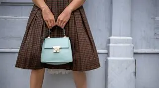 Klasycznie, elegancko i w studenckim klimacie. Styl Preppy Chic znów zawładnął światem mody