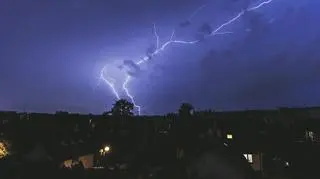Noc grozy z burzami nad Polską i zalane miasta. Gdzie było najgorzej?