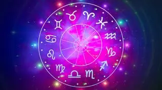 Horoskop na niedzielę. Wieczorem emocje sięgną zenitu